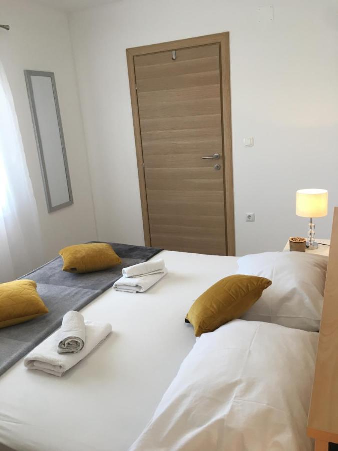 Kairos Apartment Trogir Bagian luar foto